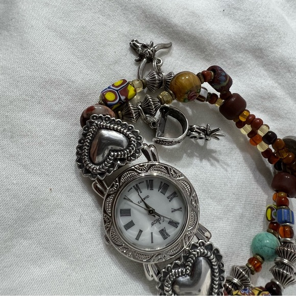 Vintage Charm Bracelet Made Using 925 Sterling Silver Charms New Batteries. - Picture 10 of 16